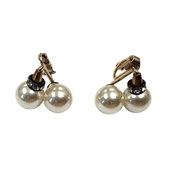 Vintage Faux Pearl Rhinestone Clip-on Earrings Gold Tone - Picture 1 of 2
